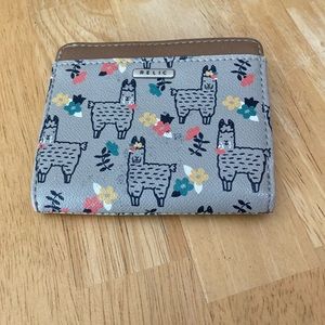 Relic Llama Wallet